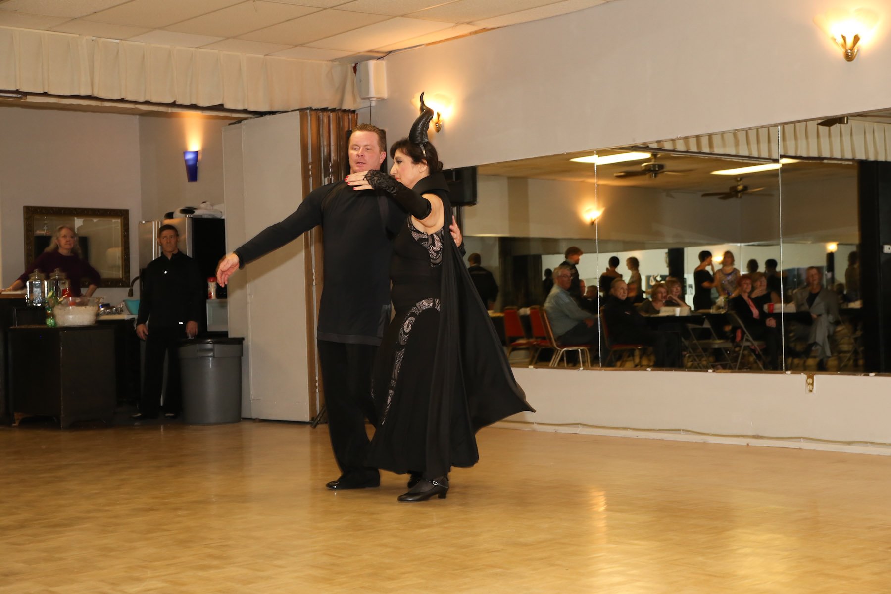 dancemasters0505170109.jpg