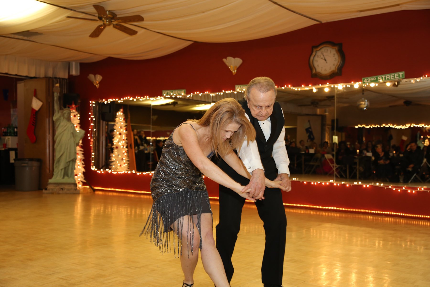 dancemasters1209161064.jpg
