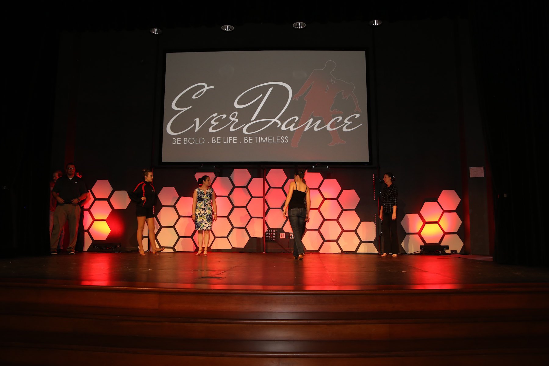 everdance0603170001.jpg