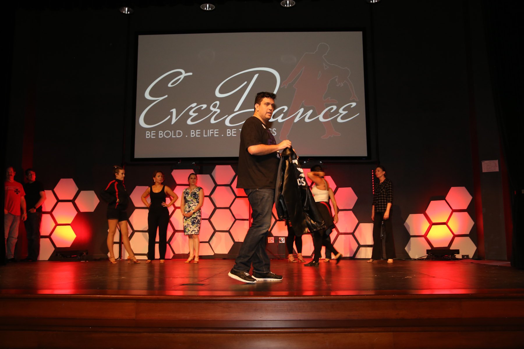 everdance0603170004.jpg