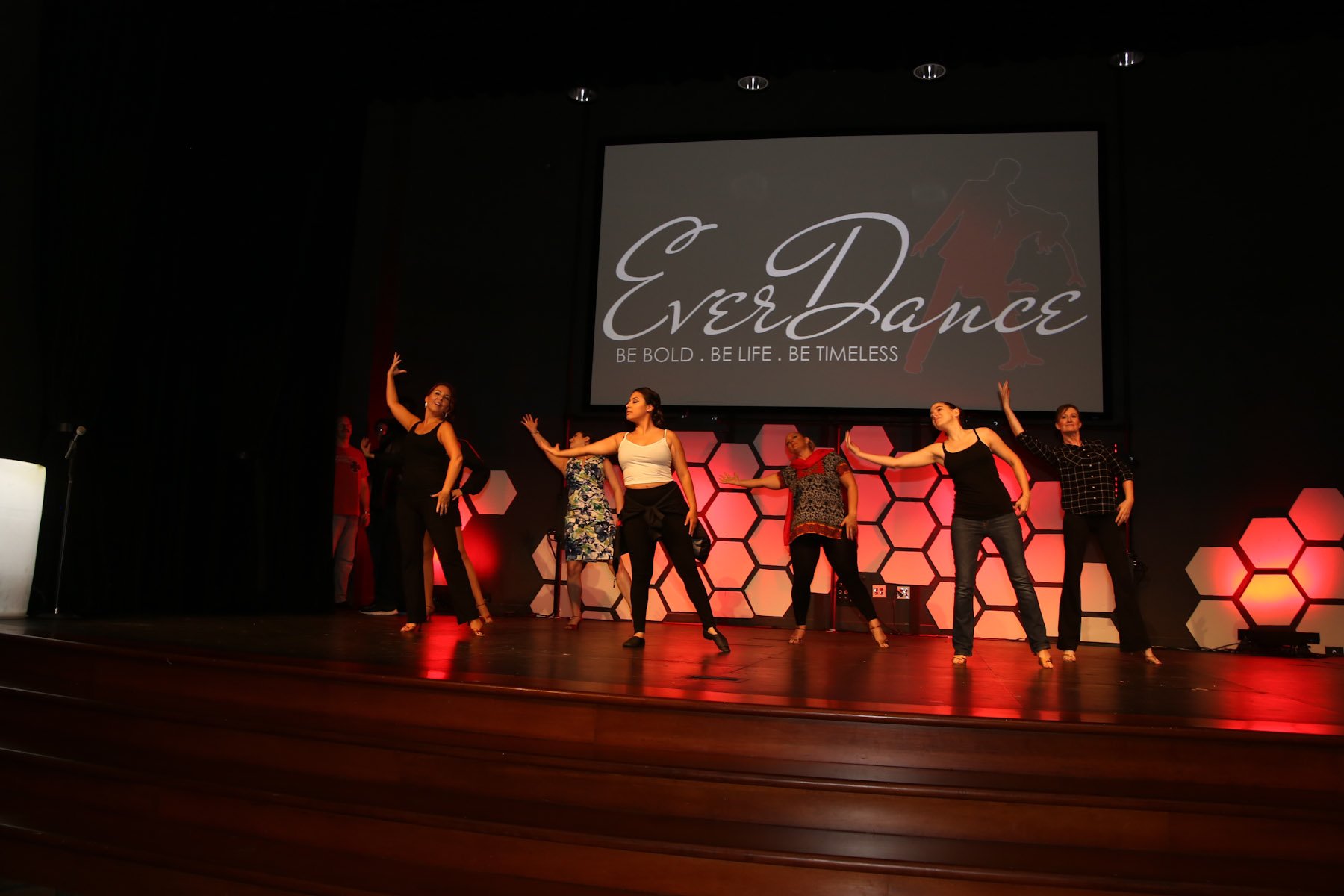 everdance0603170011.jpg