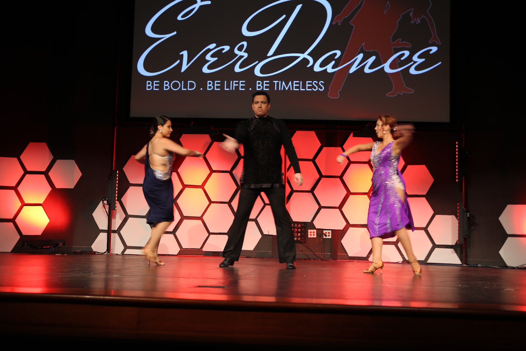 everdance0603170474.jpg