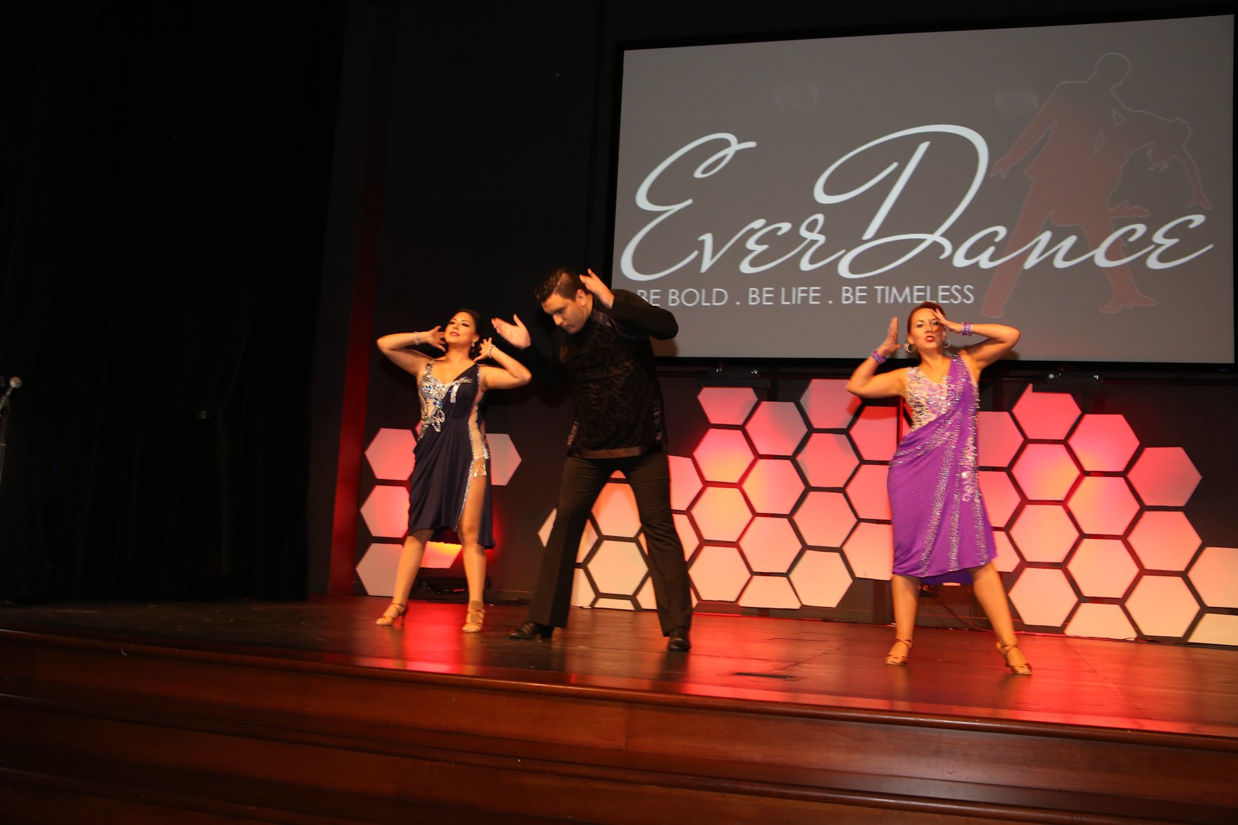 everdance0603170475.jpg