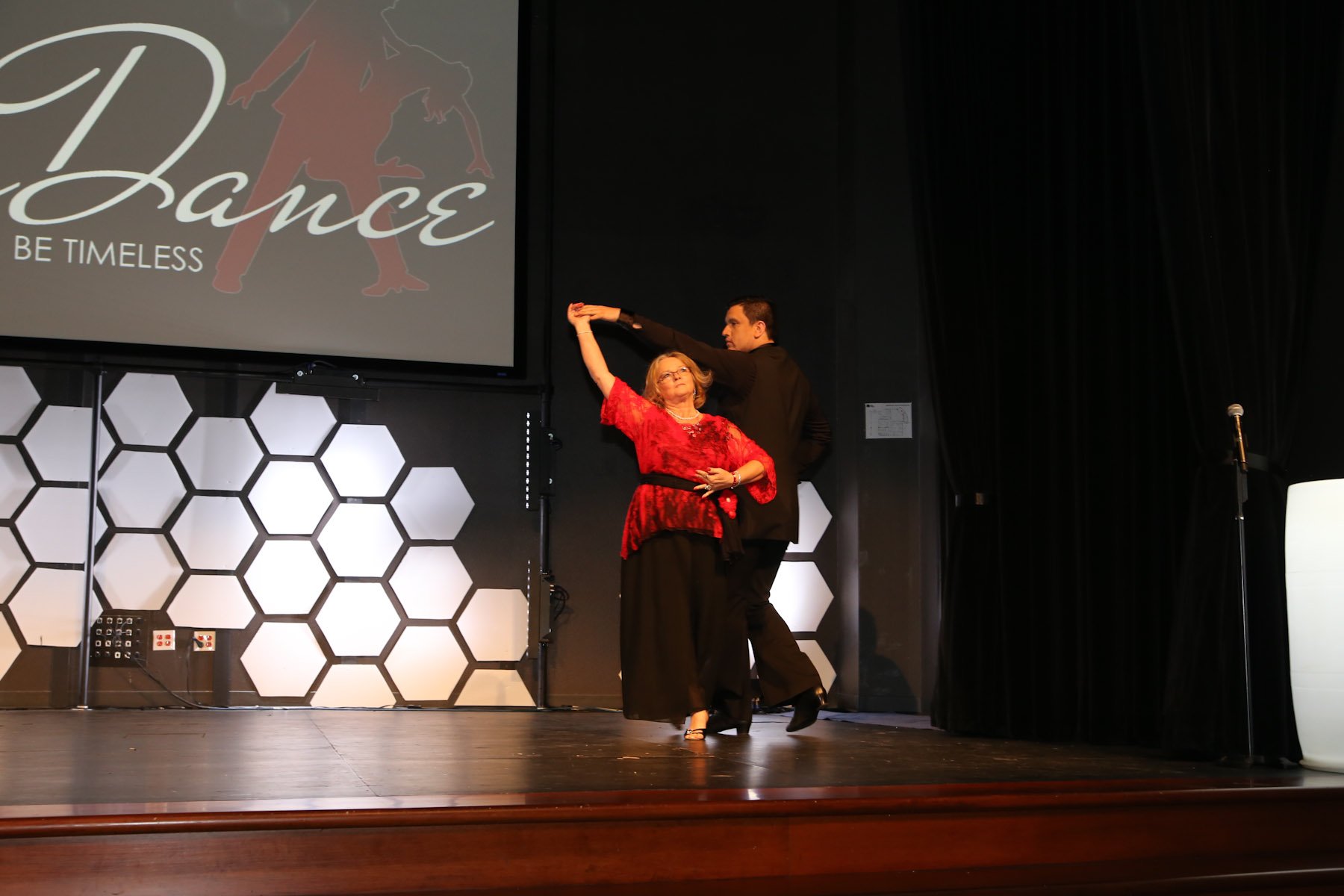 everdance0603170573.jpg