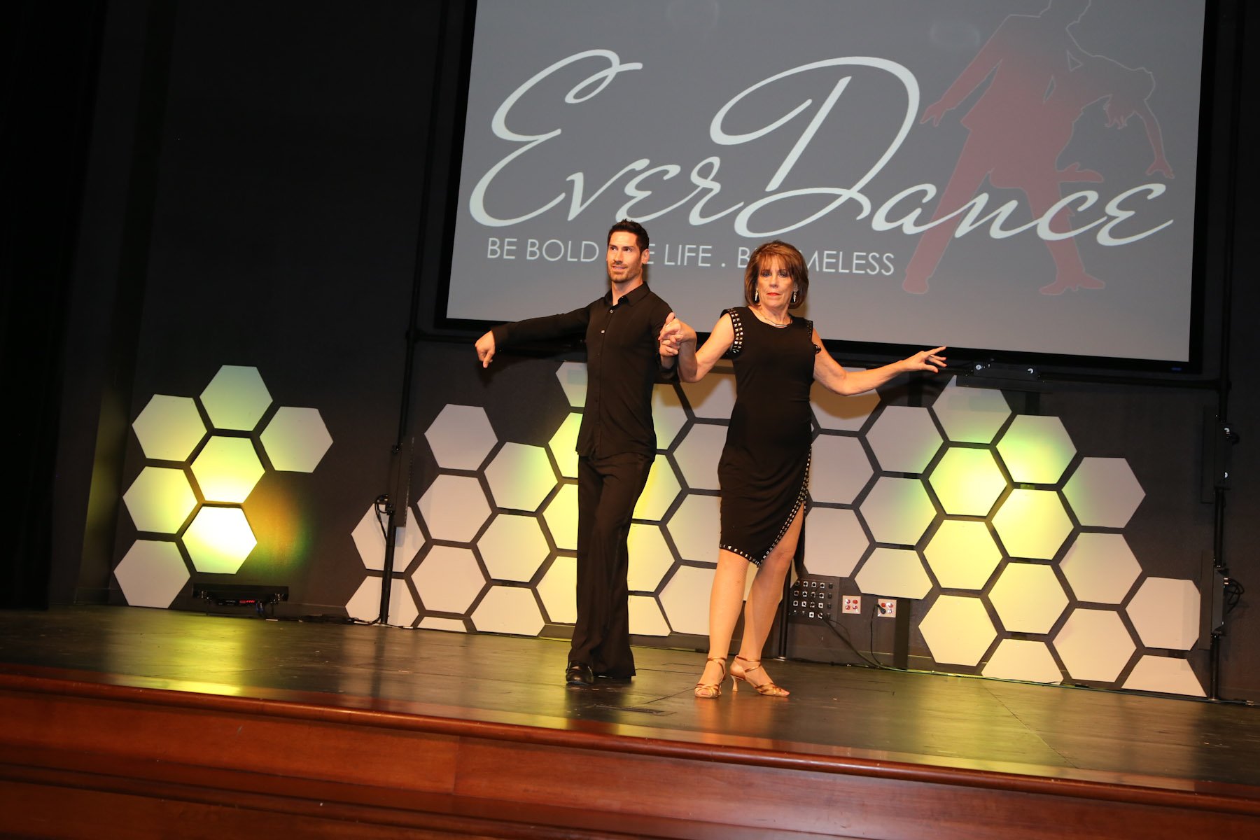 everdance0603170664.jpg