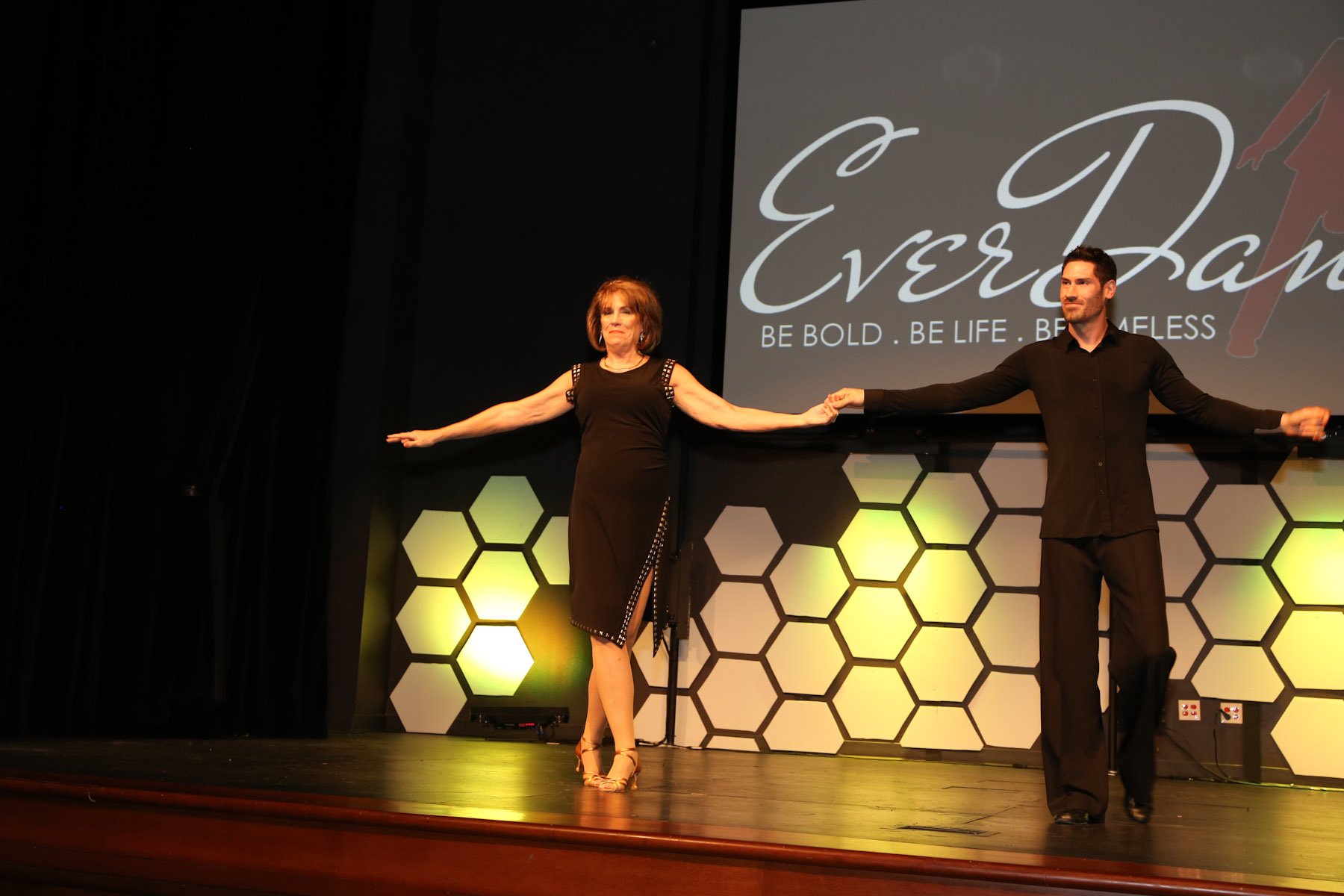 everdance0603170668.jpg