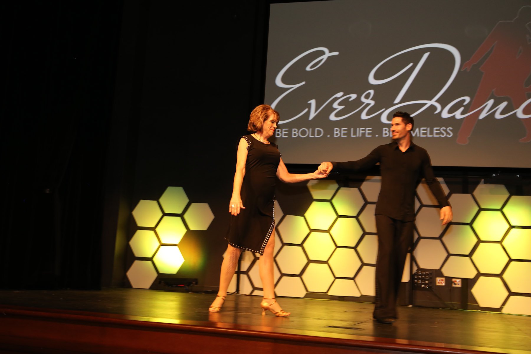 everdance0603170669.jpg