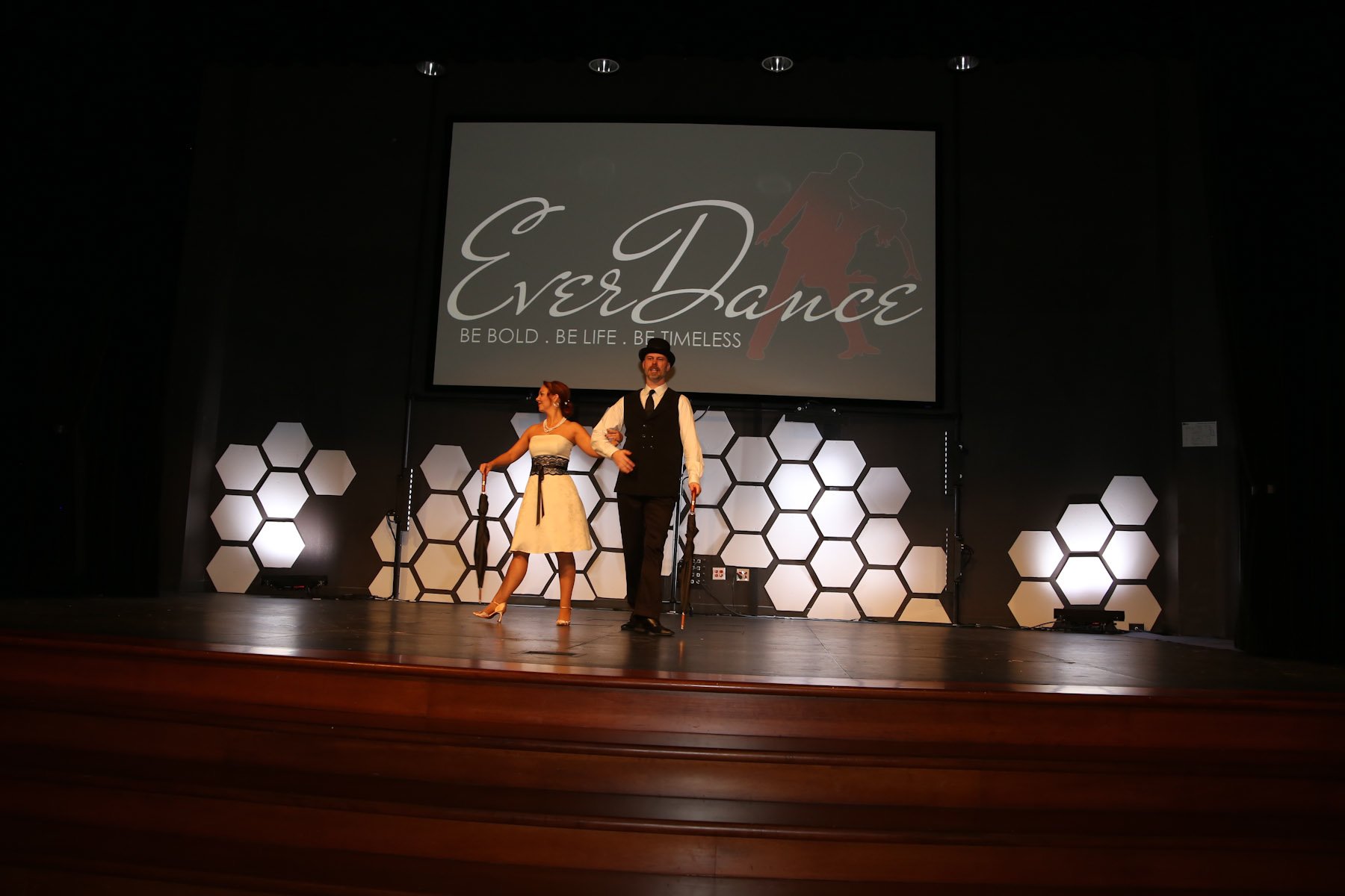 everdance0603170860.jpg