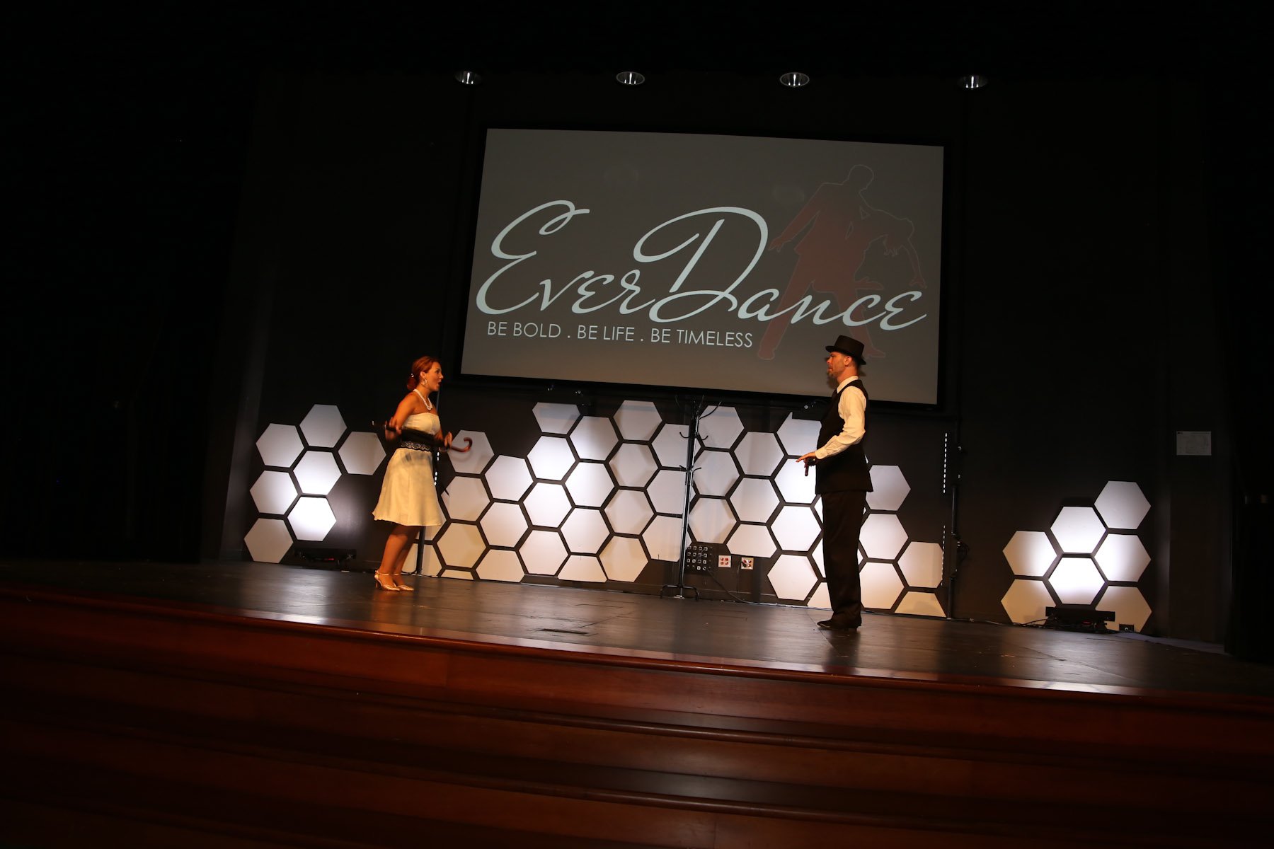 everdance0603170864.jpg