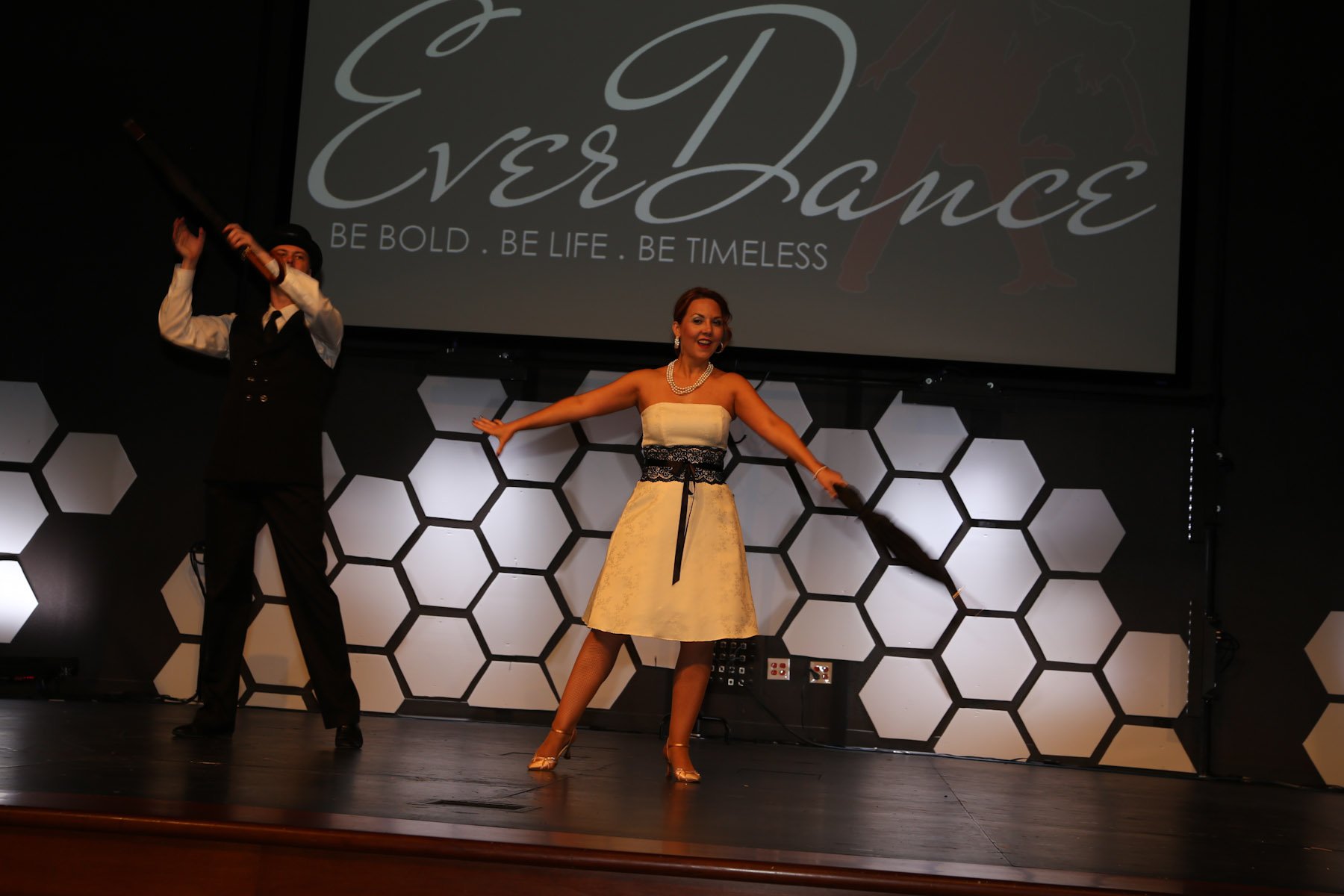 everdance0603170868.jpg