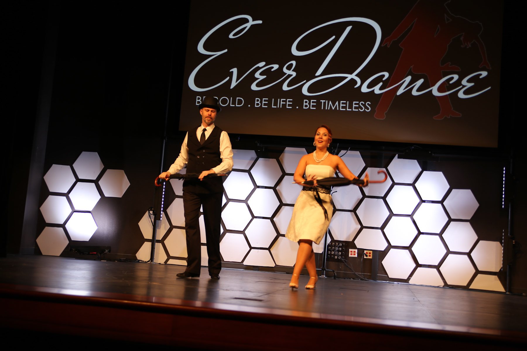 everdance0603170869.jpg