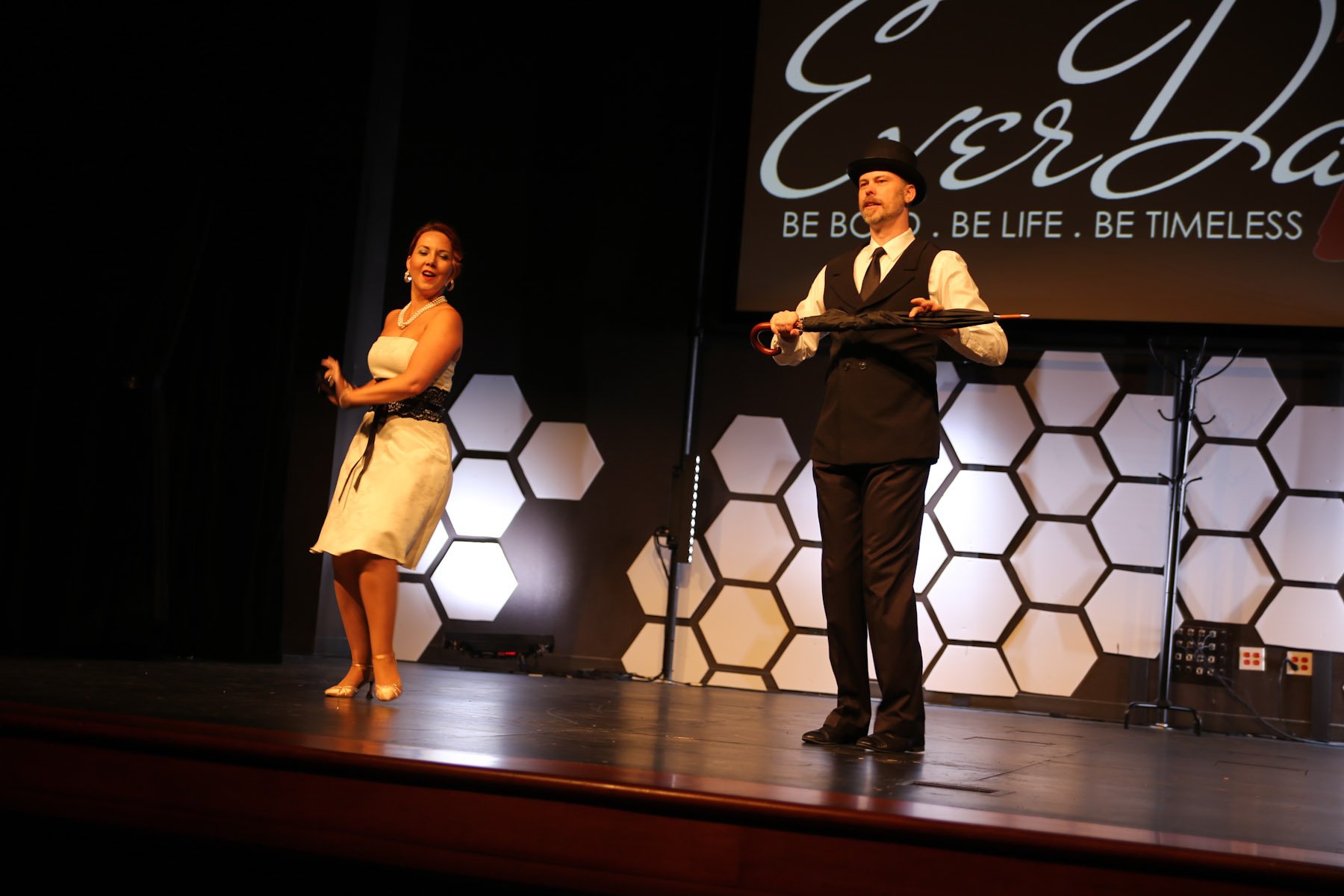 everdance0603170886.jpg